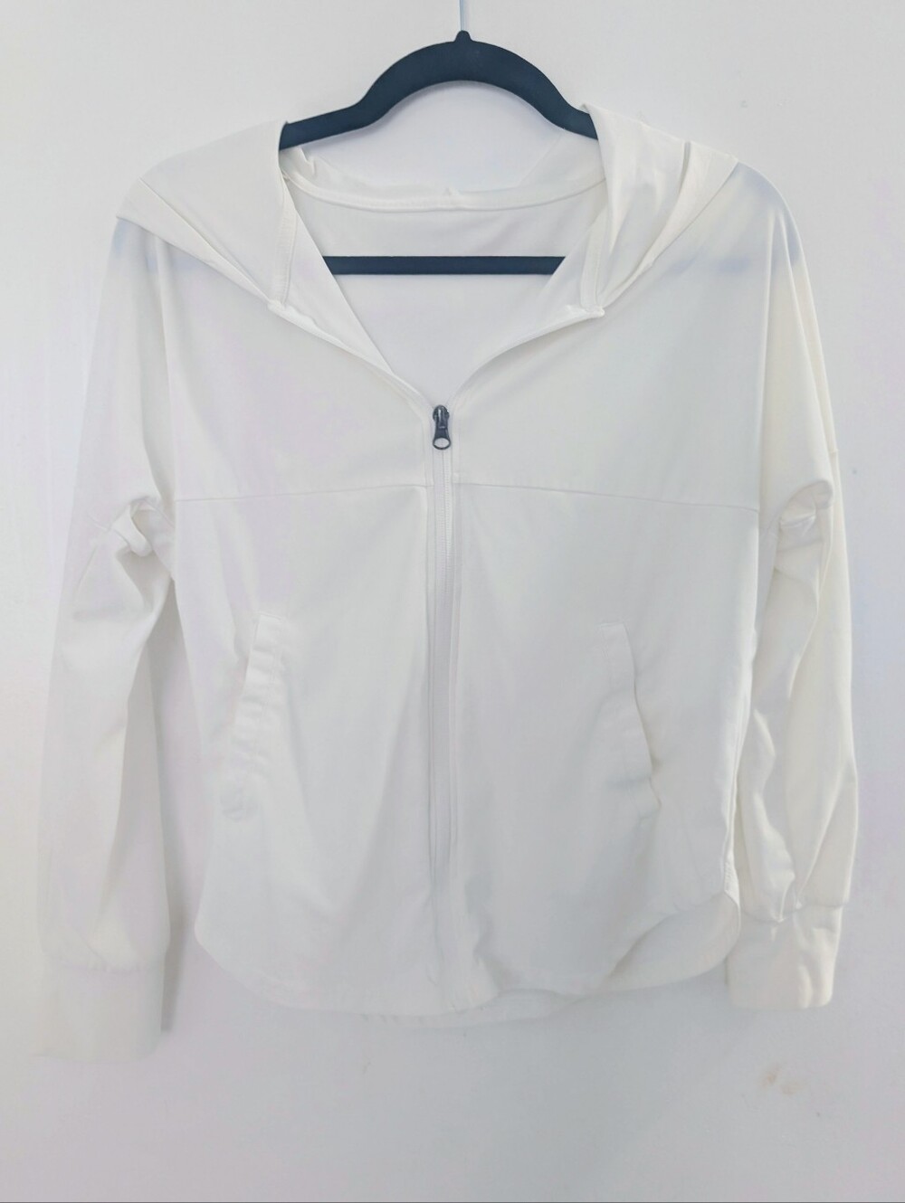 Amazon Off-White Cream Colored Zip-up Women's Hoodie Sz S loose fit Like New!